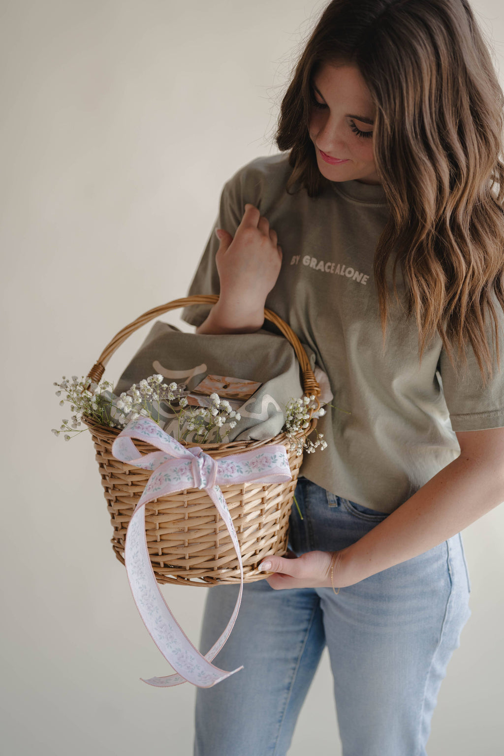 Jesus Changes Everything Tee | Women's Christian Tee : S, M, L, XL